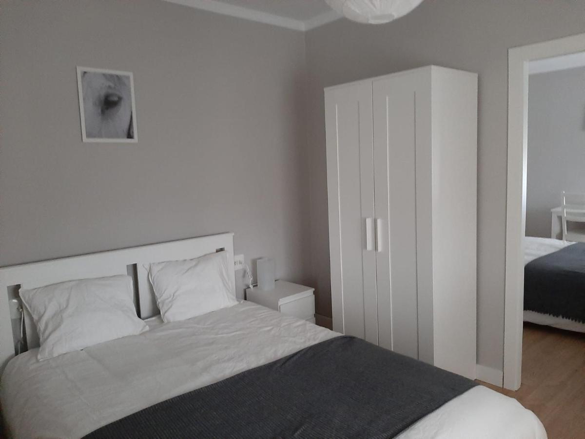 הוילה מונפורט דה למוס Morin Grey Casa En El Corazon De La Ribeira Sacra מראה חיצוני תמונה